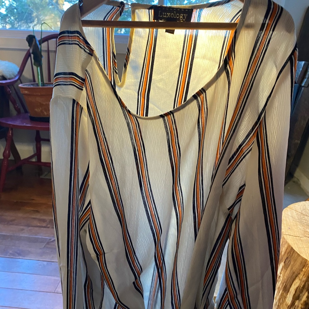 Stripped black orange white L dress shirt
